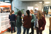 Voller DGFT-Infostand bei der Arbeitsagentur in Essen